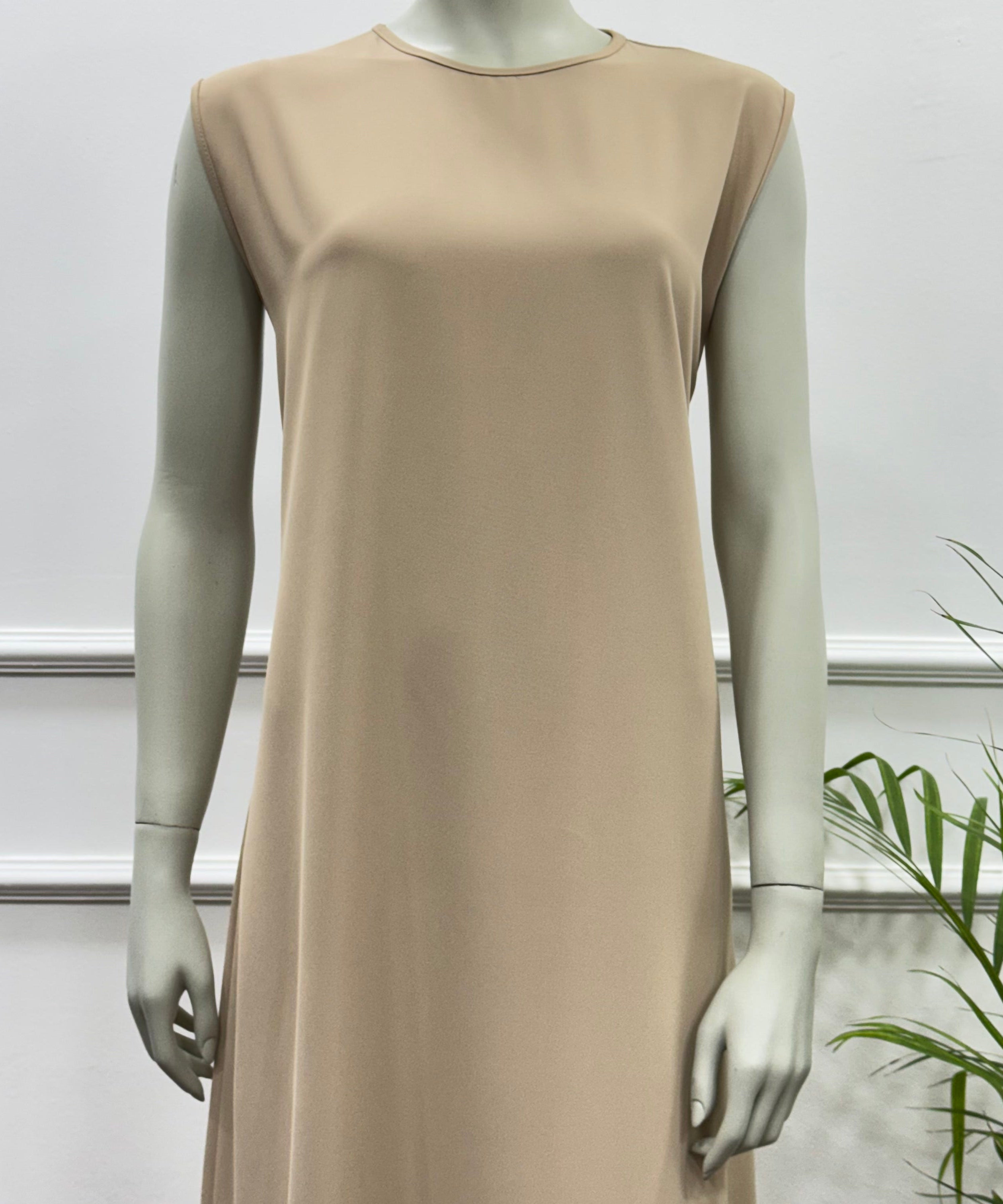 Sleeveless Basic Dress-Chiffon crepe-Beige