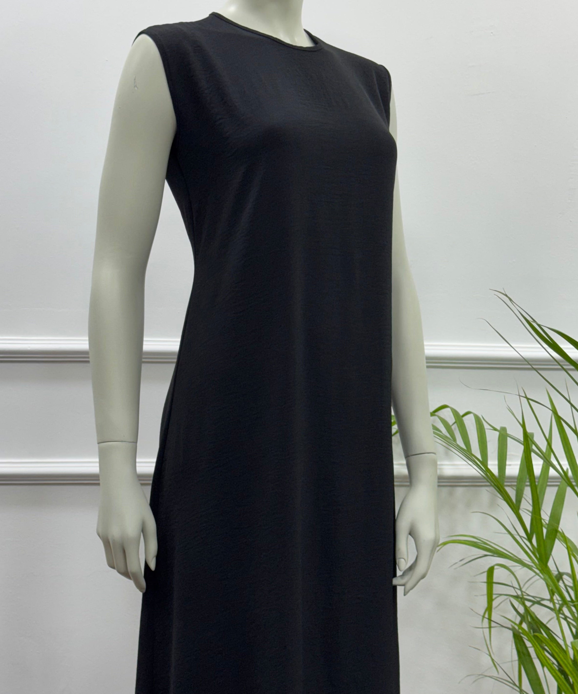 Sleeveless Basic Dress-Chiffon crepe-Black