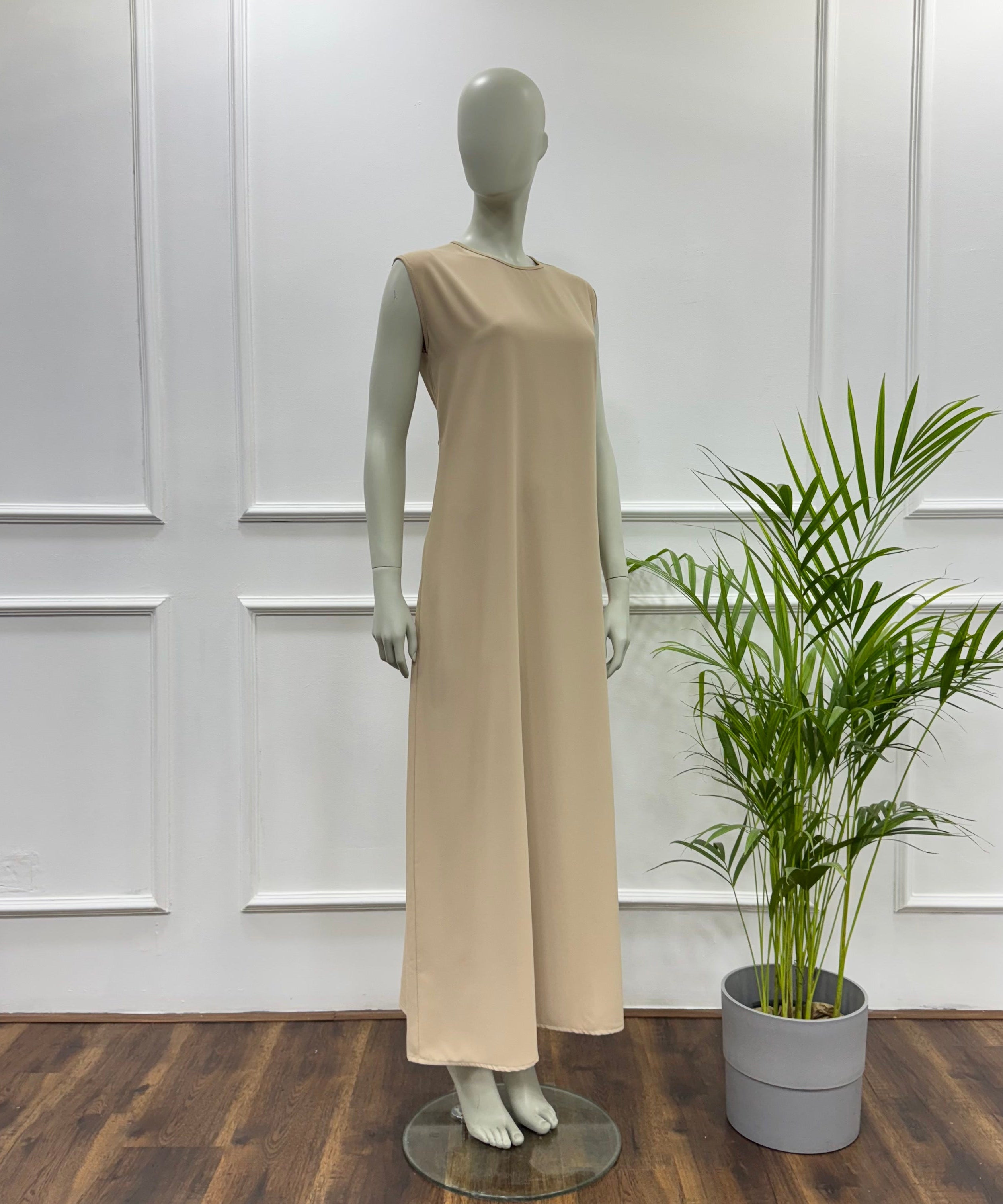 Sleeveless Basic Dress-Chiffon crepe-Beige