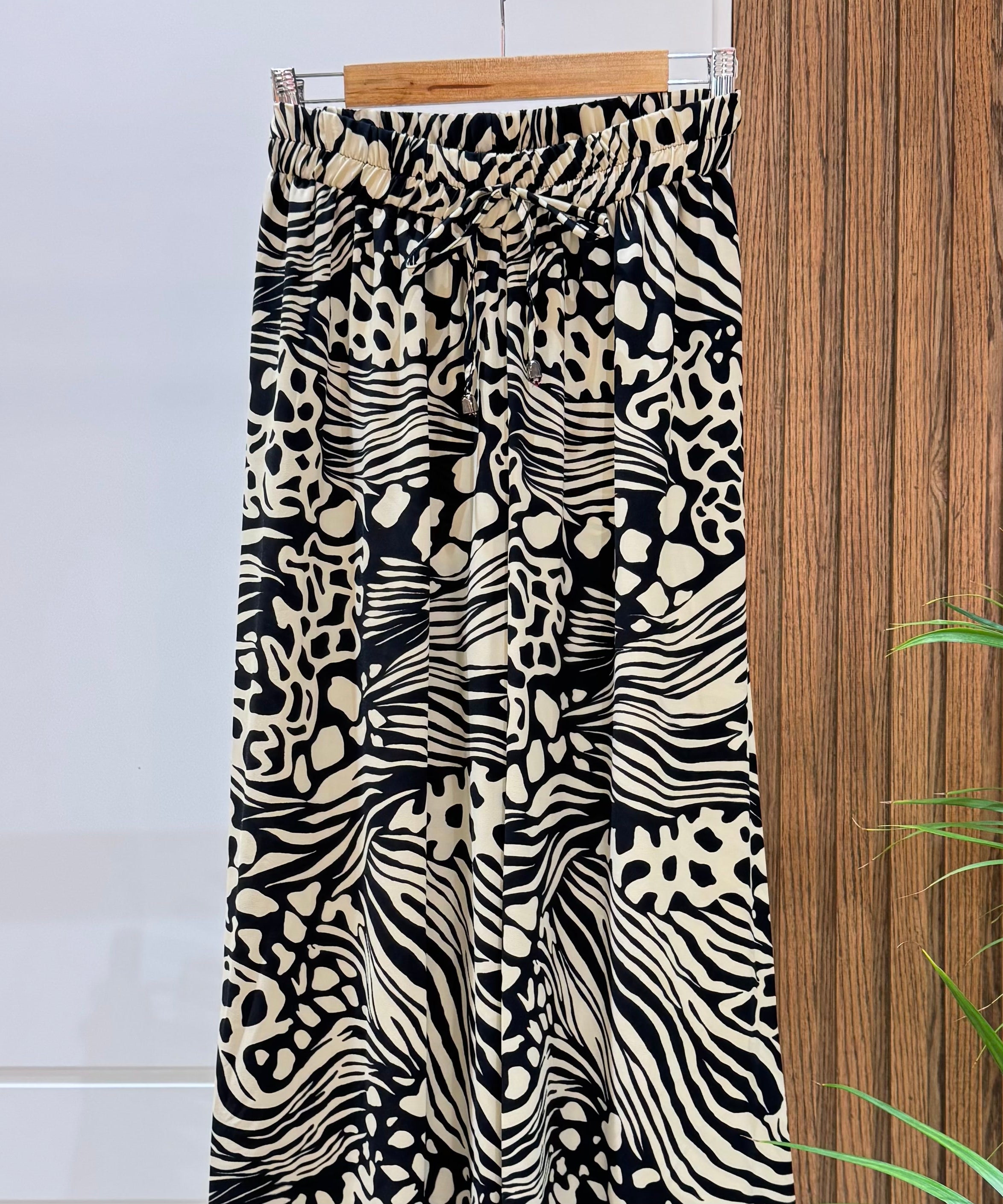 Trousers-Chiffon Crepe-BEIGE