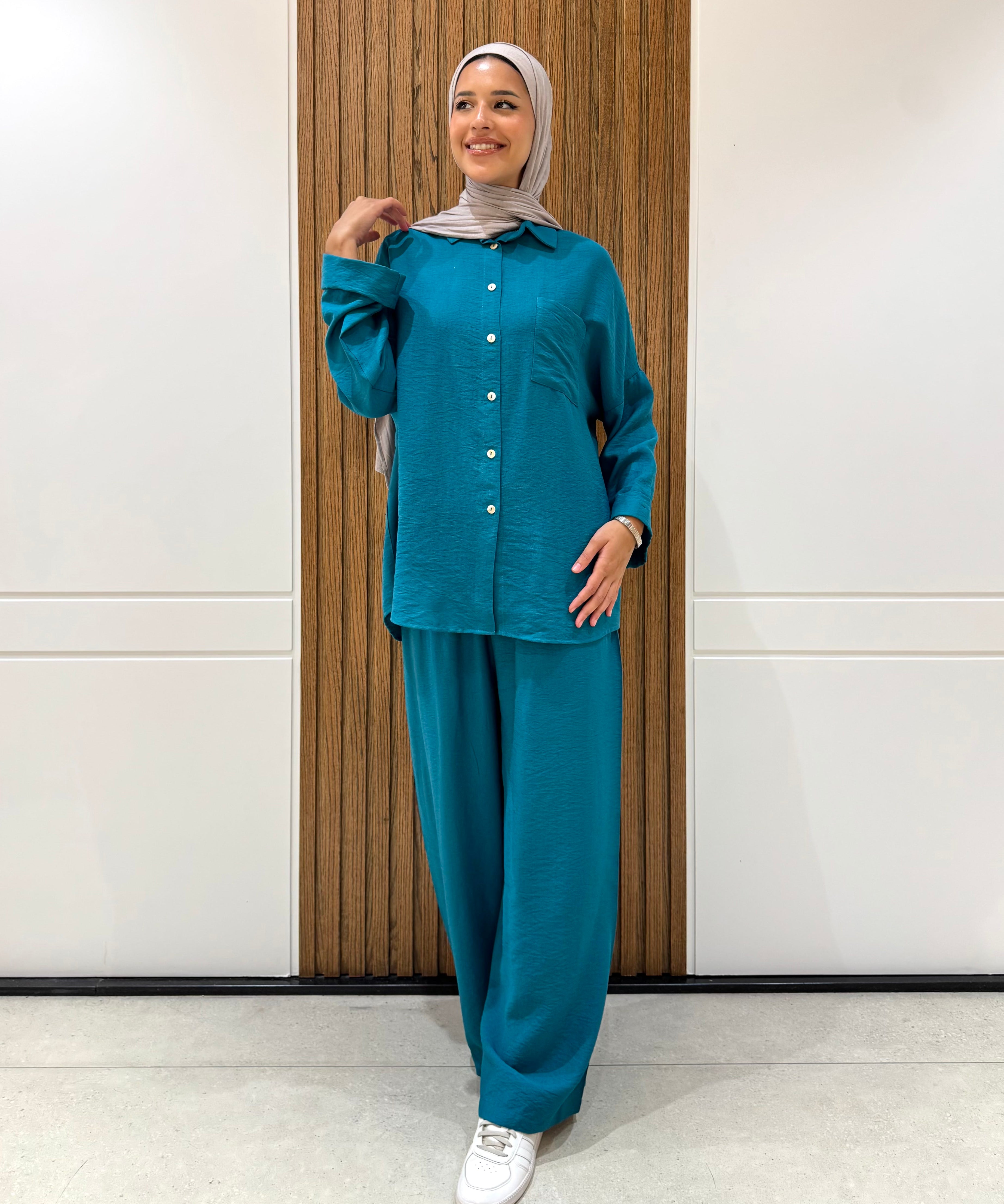 Rolled-up Sleeves Oversized Shirt