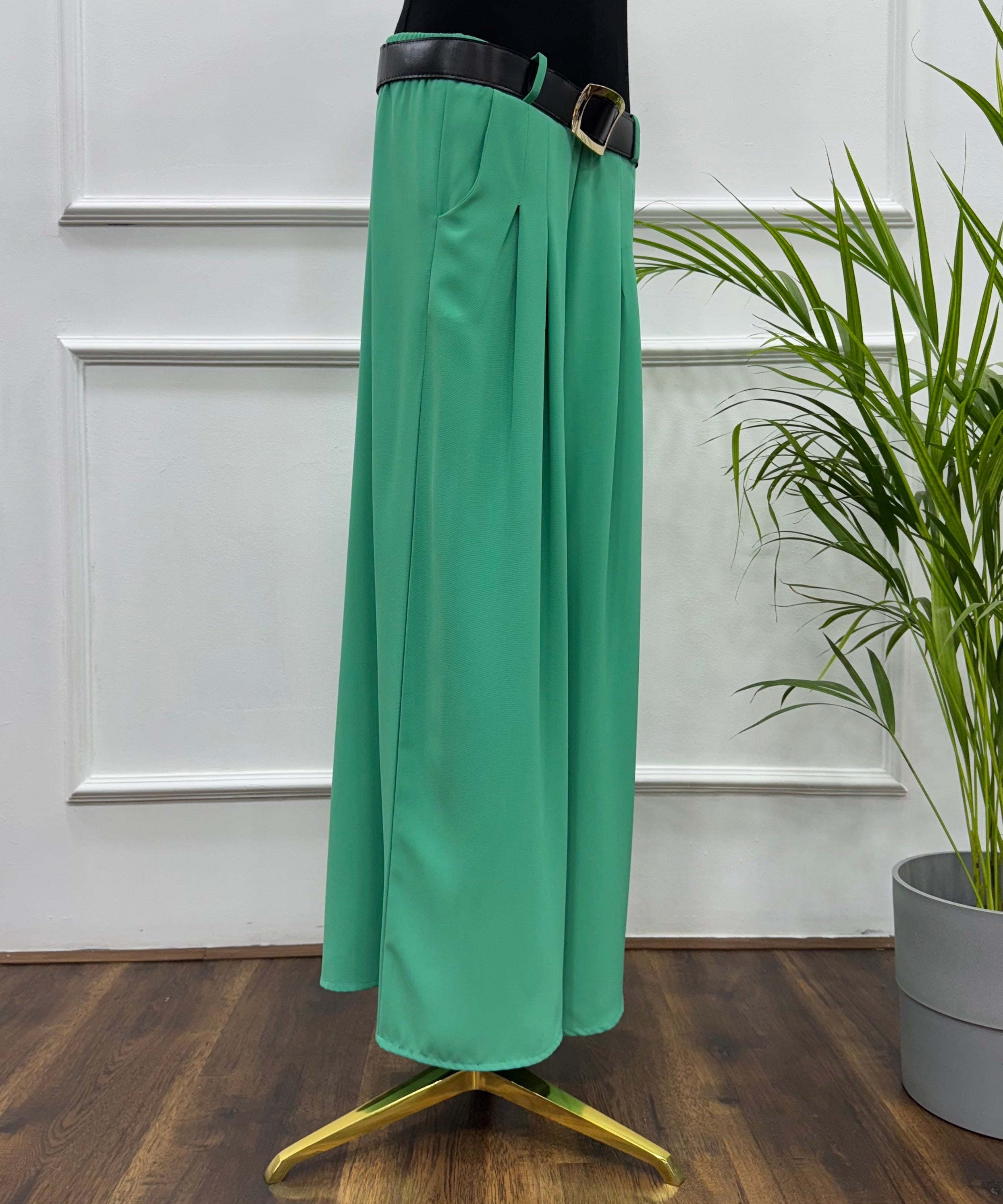 Front-Pleated Trousers-Linen-Aqua