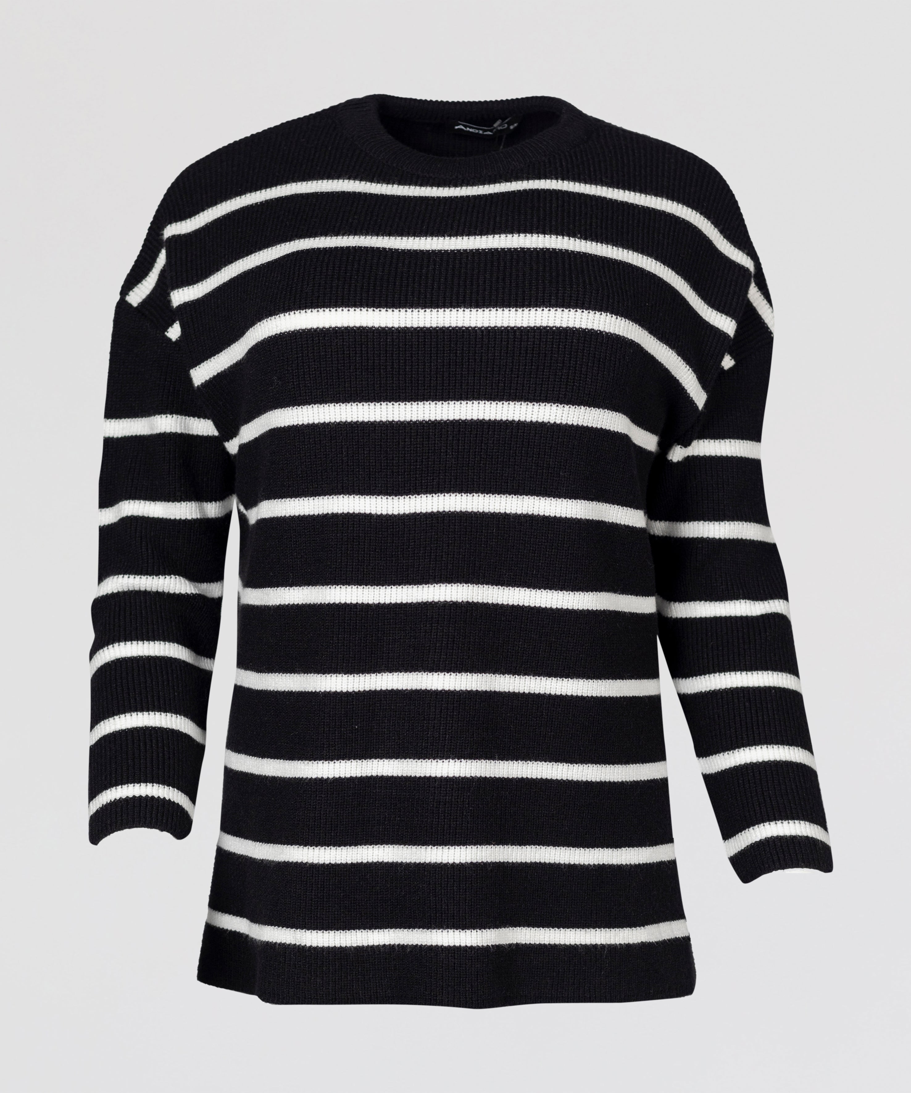 بلوفر-تريكو-اسود