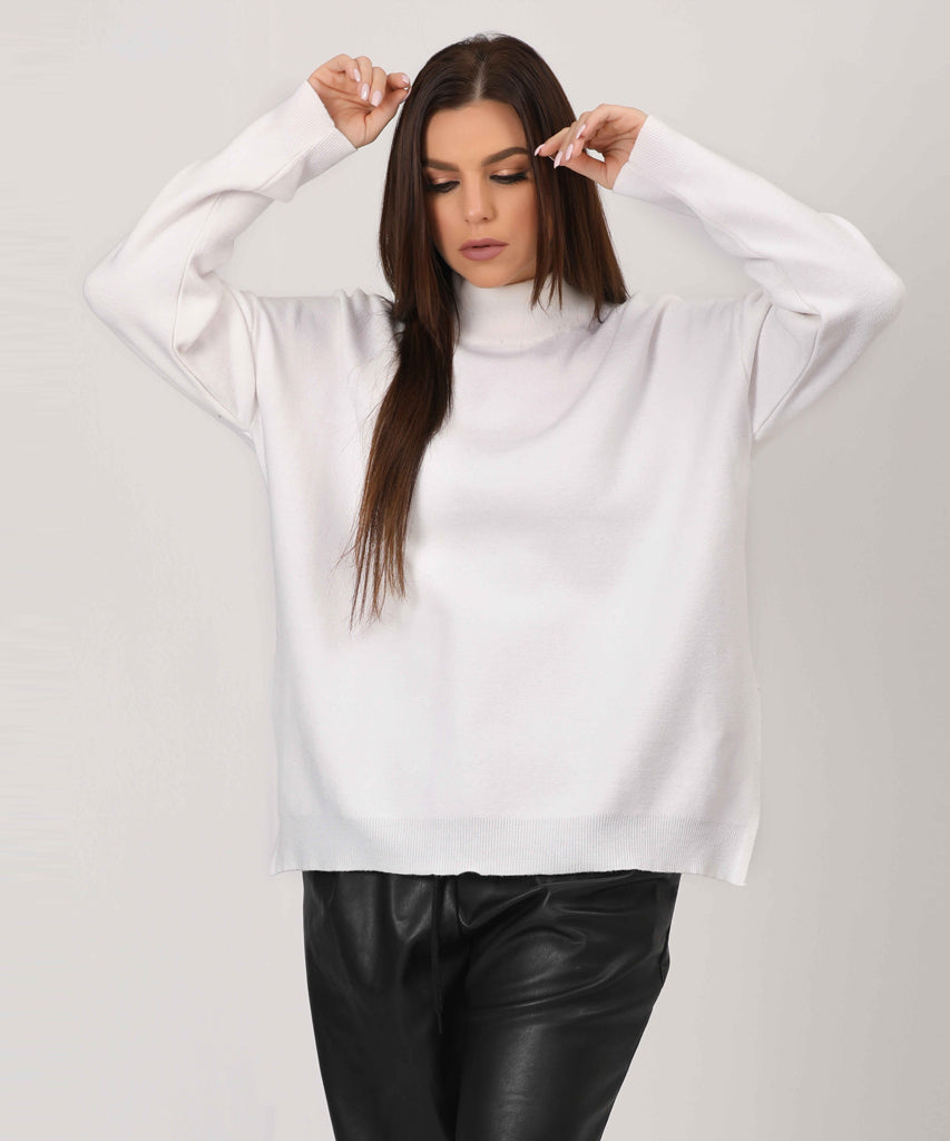 بلوفر-تريكو-ابيض