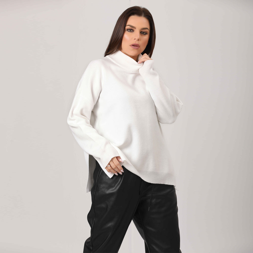 بلوفر-تريكو-ابيض