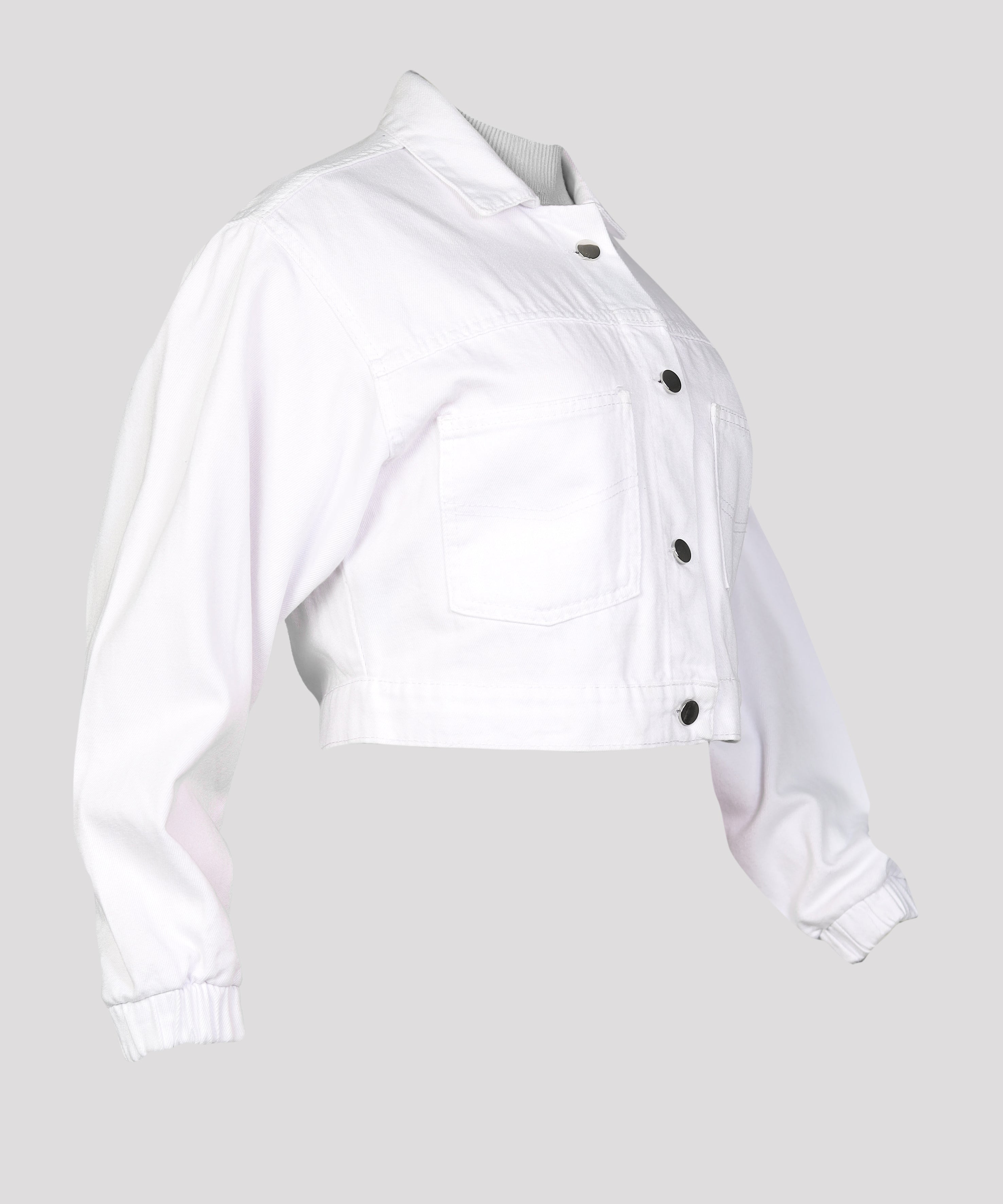 جاكيت-جينز-ابيض