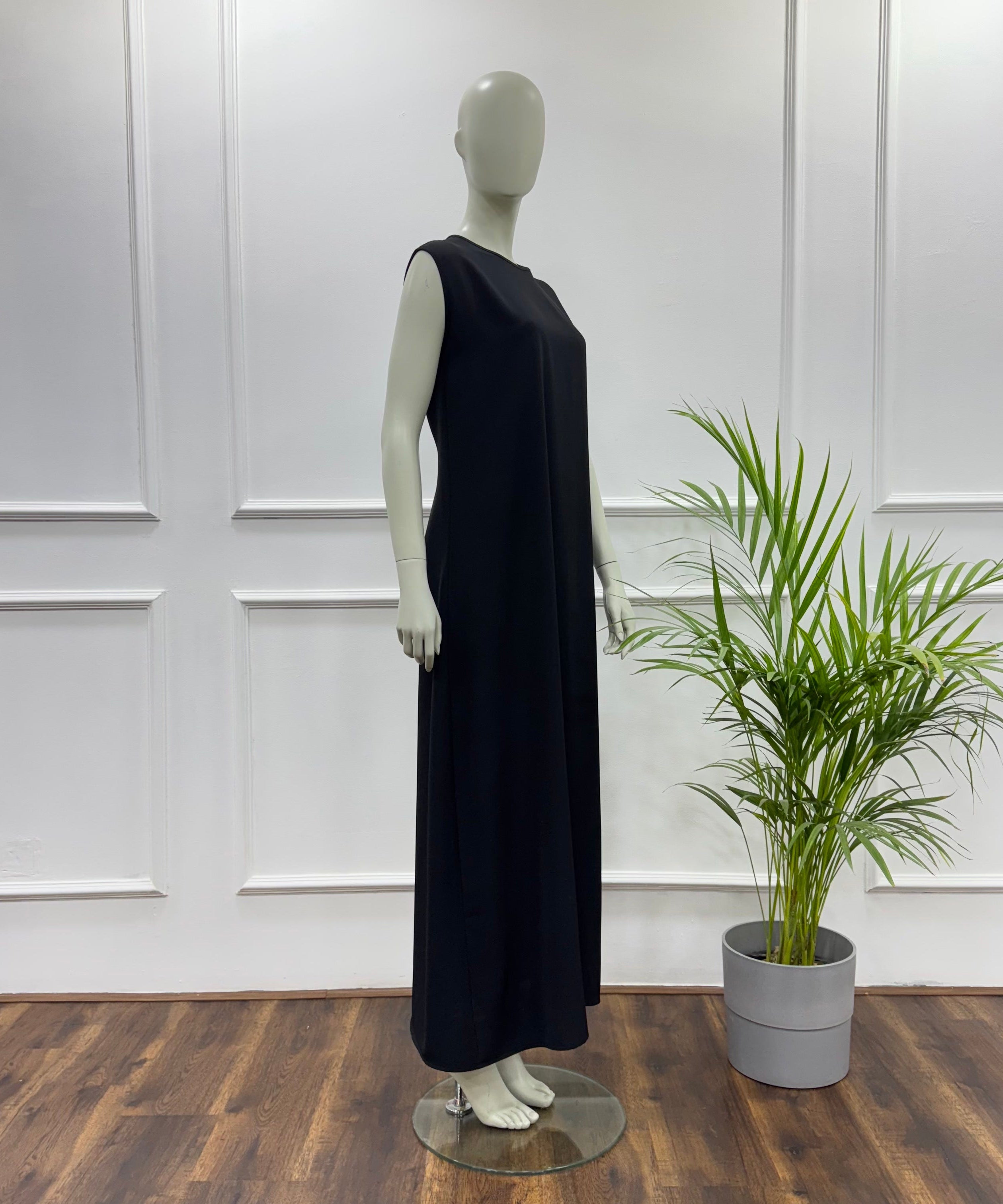 Sleeveless Basic Dress-Chiffon crepe-Black