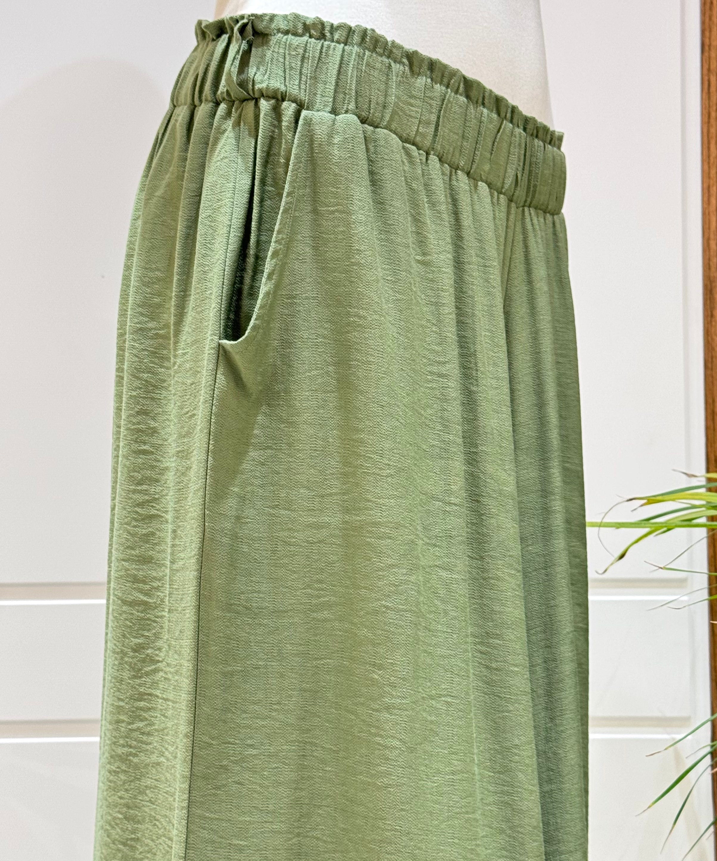 بنطلون ساده واسع-كتان اسباني-زيتي