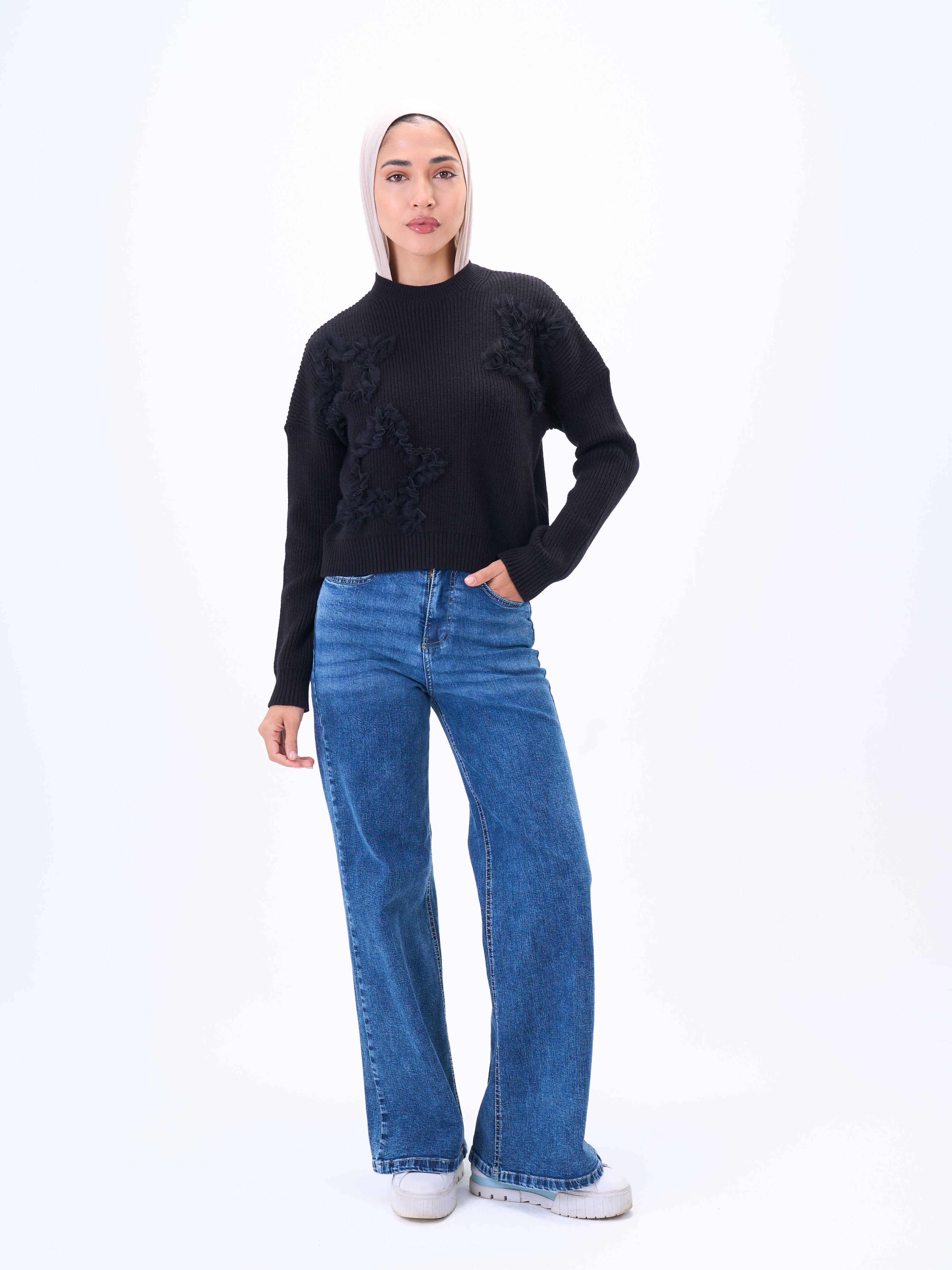 كنزة محبوكة