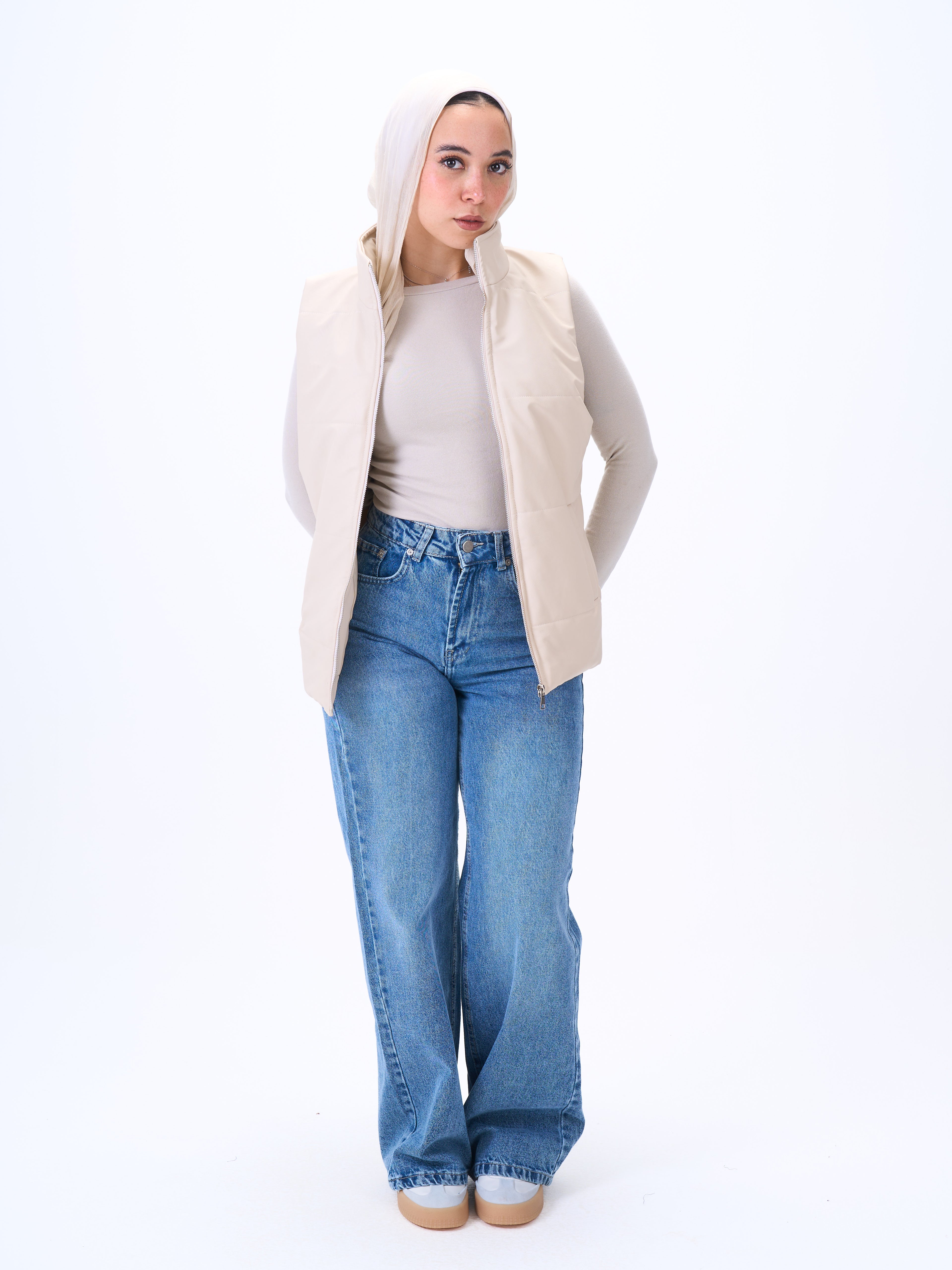 Sleeveless Jacket-Leather