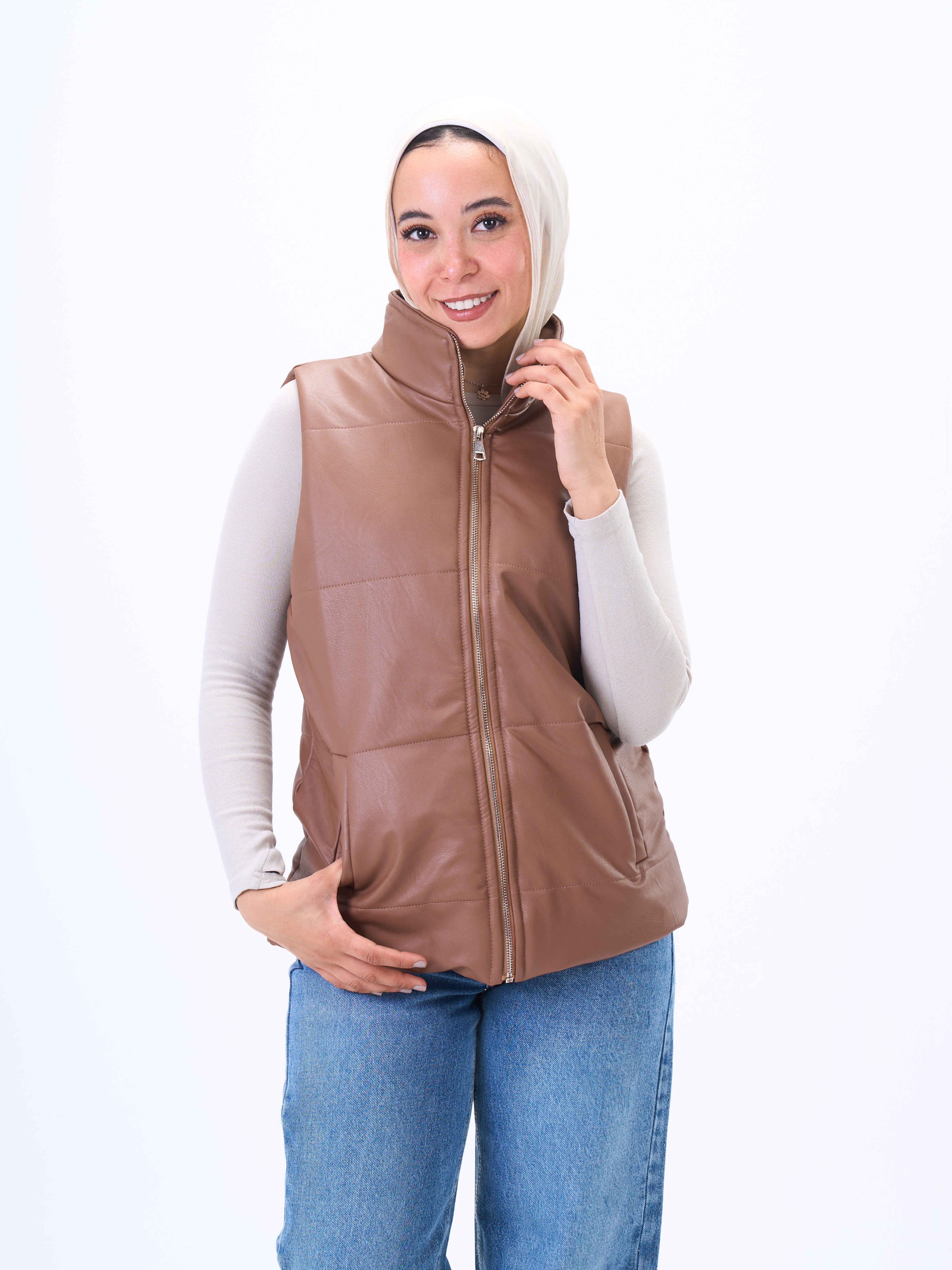 Sleeveless Jacket-Leather