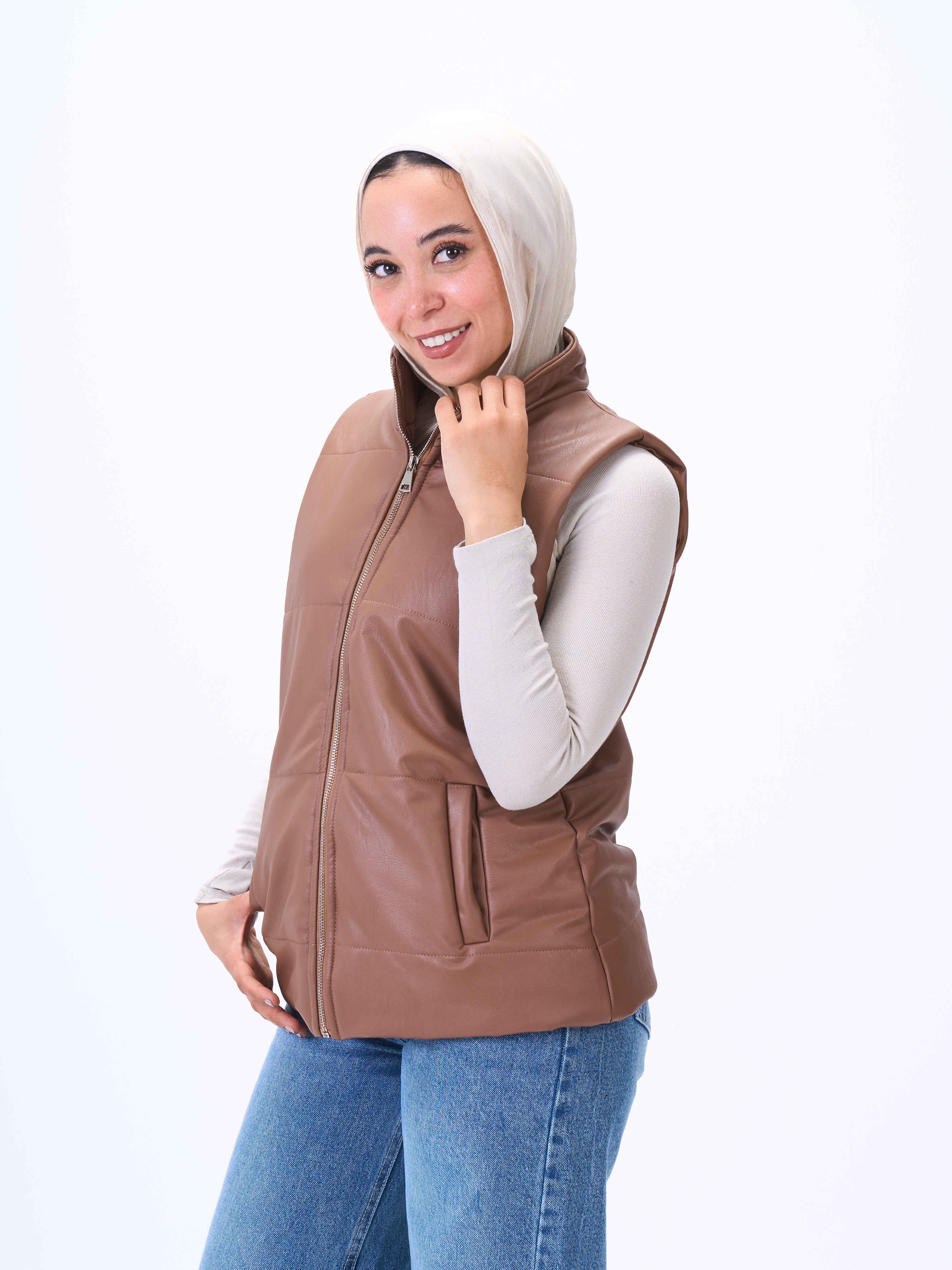 Sleeveless Jacket-Leather