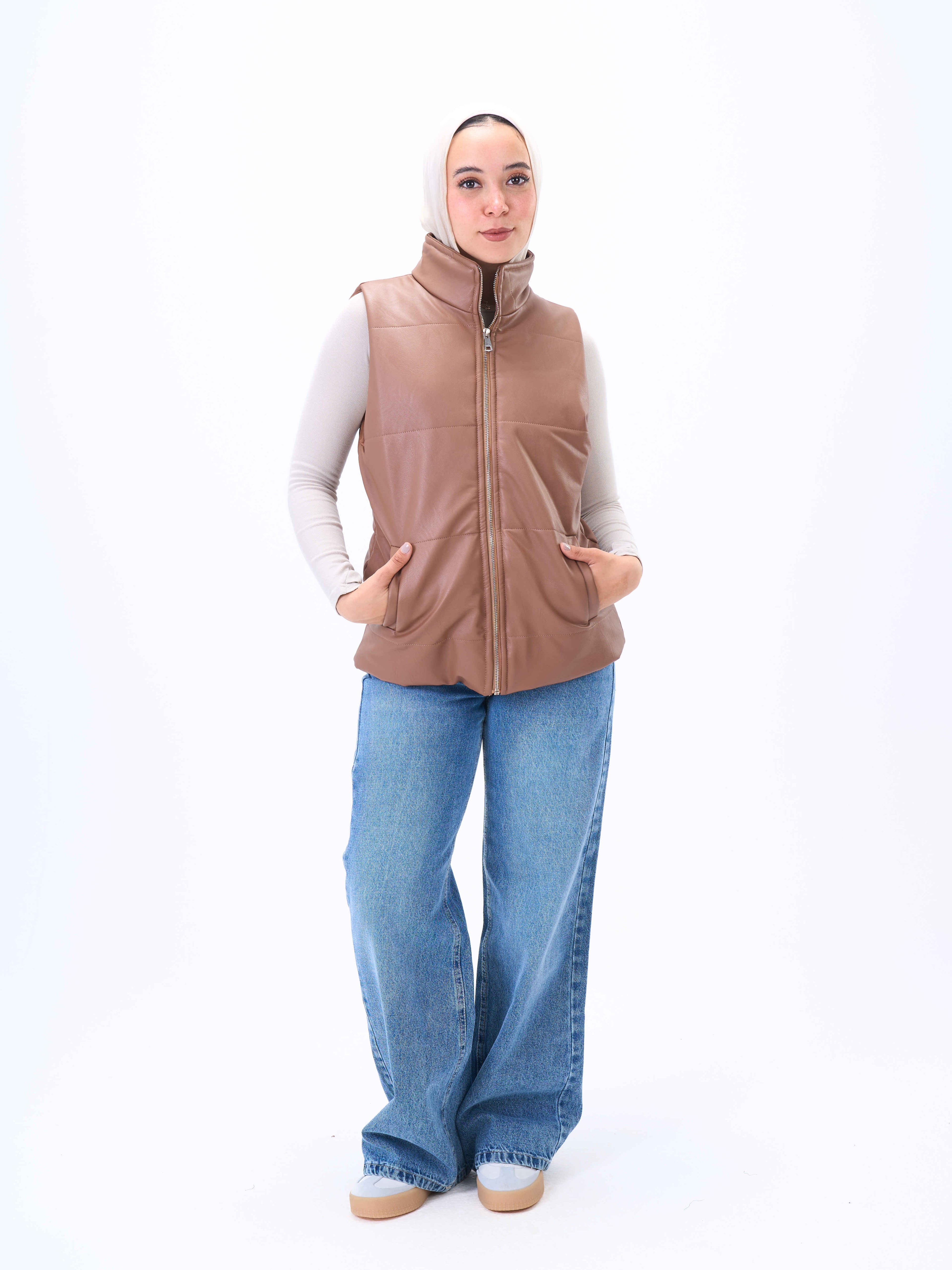 Sleeveless Jacket-Leather