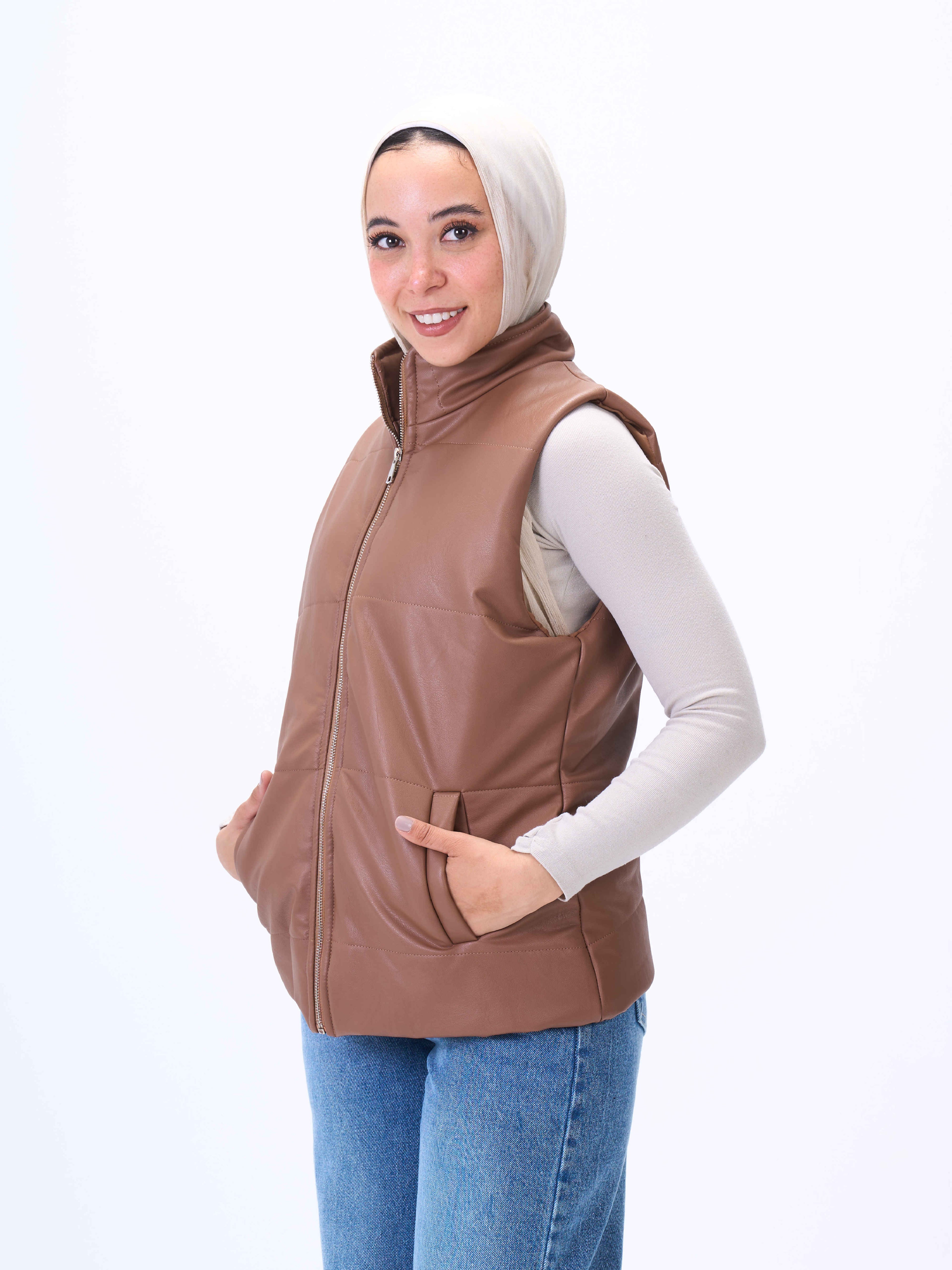 Sleeveless Jacket-Leather