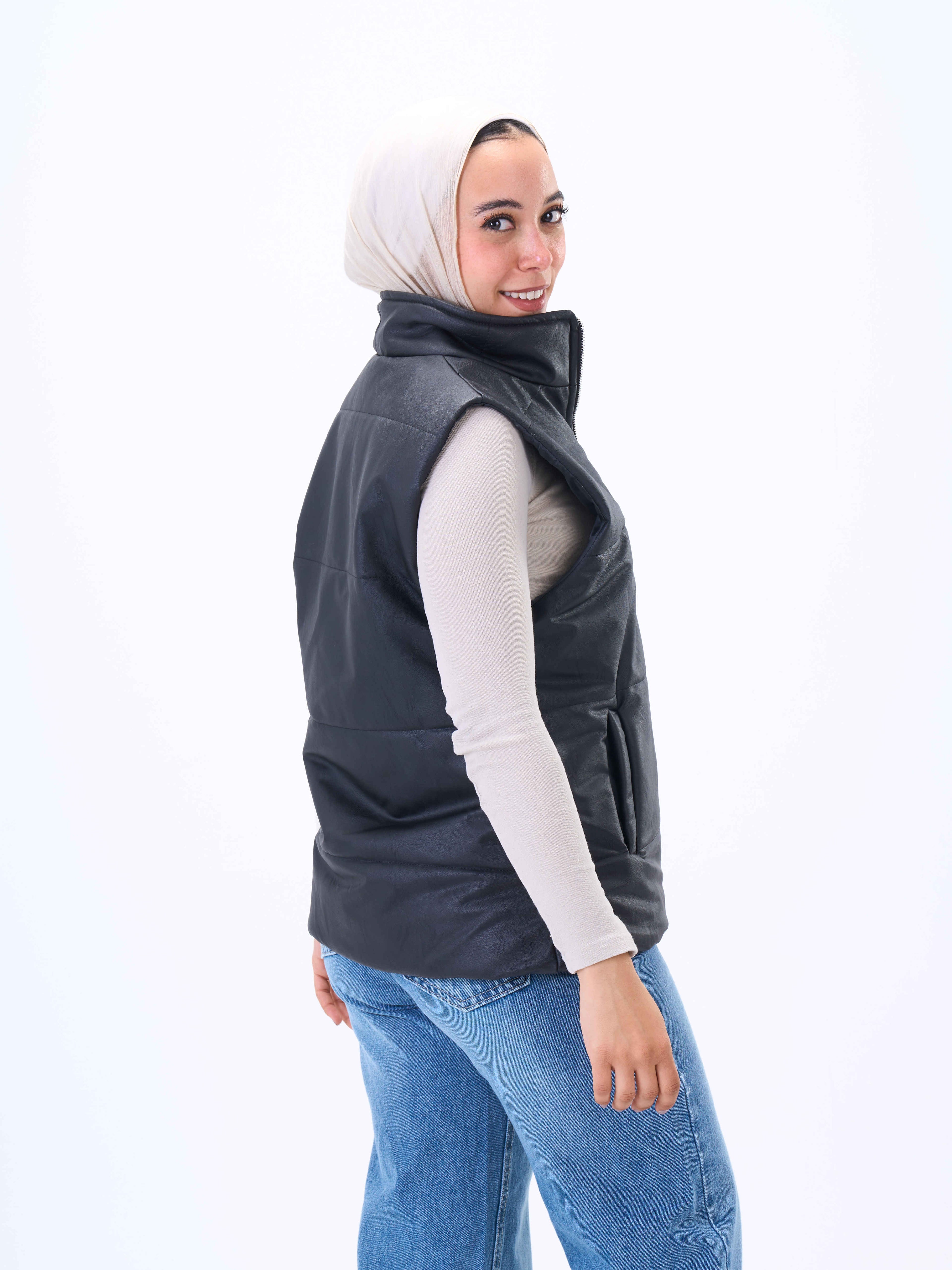 Sleeveless Jacket-Leather